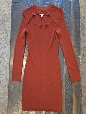 No Boundaries Rust Ribbed Long-Sleeve Cutout Bodycon Dress